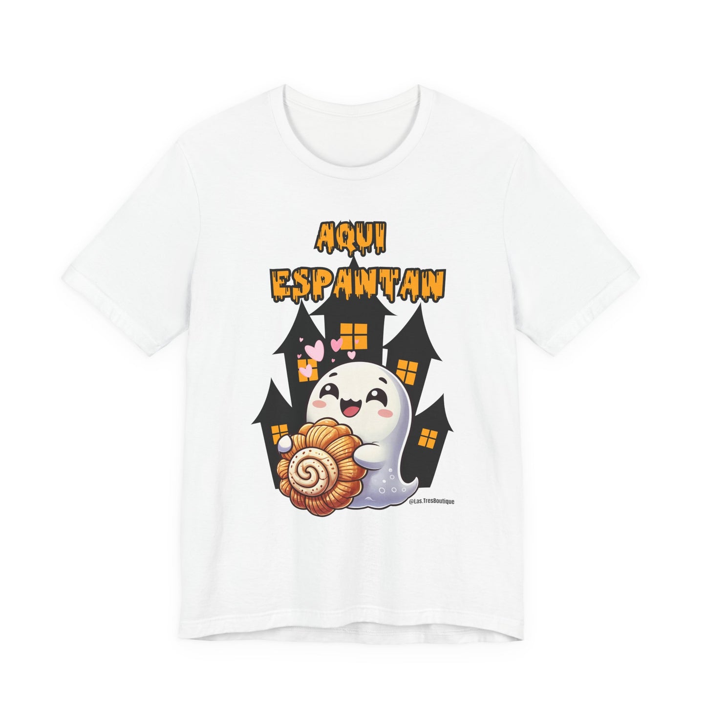"Aqui Espantan" Cute Ghost Halloween Tee, Funny Ghost Shirt, Halloween Costume, Spooky T-Shirt, Gift for Halloween Lovers