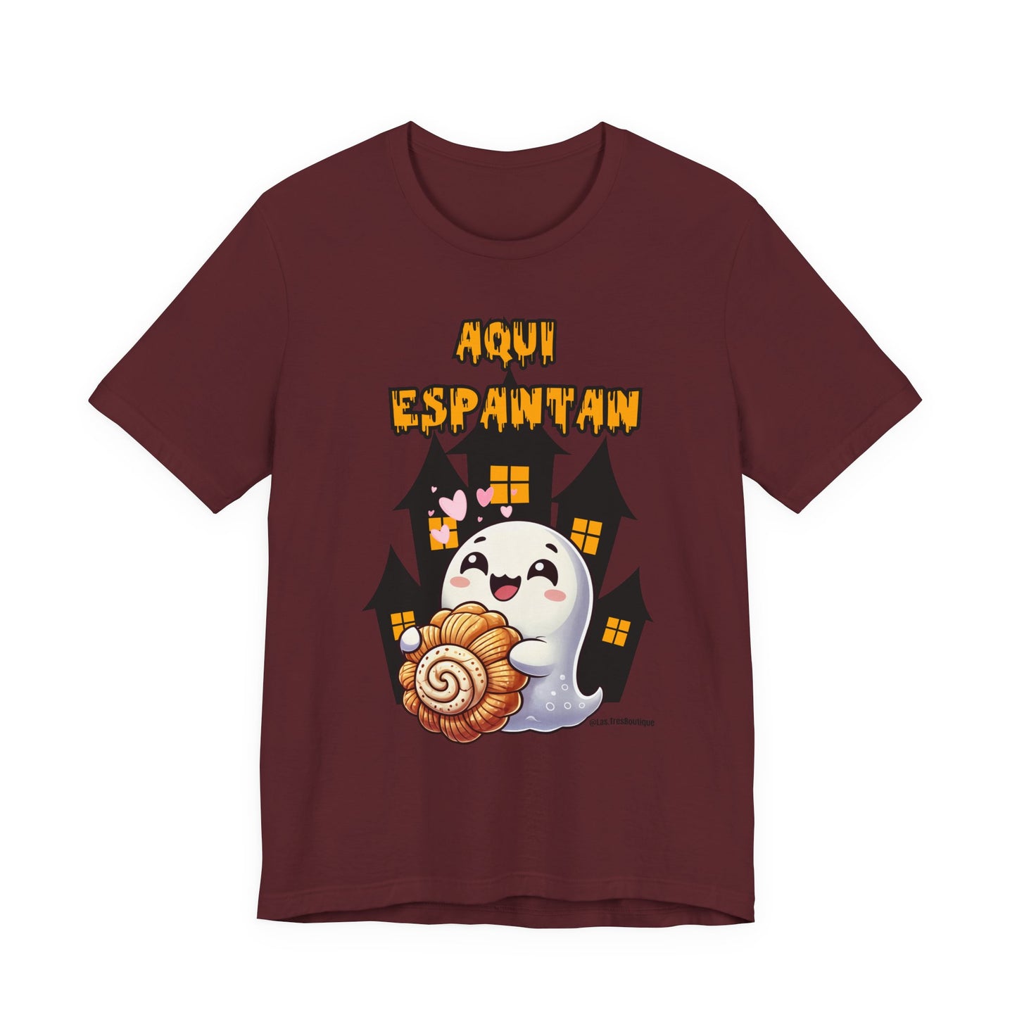 "Aqui Espantan" Cute Ghost Halloween Tee, Funny Ghost Shirt, Halloween Costume, Spooky T-Shirt, Gift for Halloween Lovers